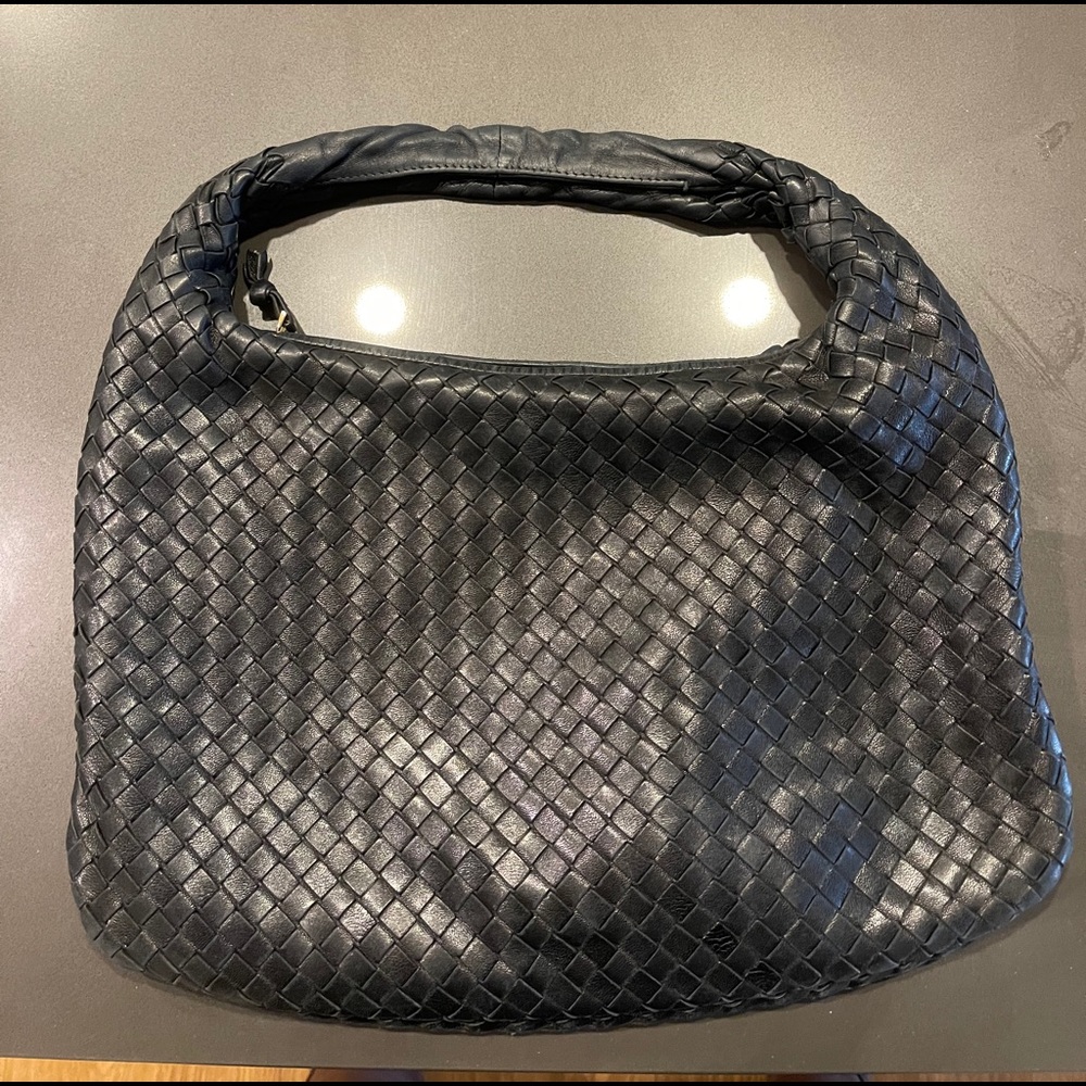 Authentic Bottega Veneta Interracio Bag in Black